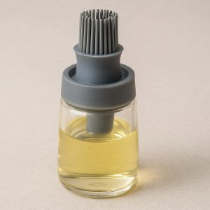 Silicone Basting Brush with Glass Oil Dispenser Bottle 2 in 1 Kitchen Tool for Spreading Oil Butter and Sauces Transparent Design